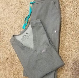 Figs Scrubs set in Graphite